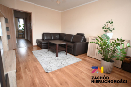 ul. Rydza-Śmigłego z widokiem na zieleń